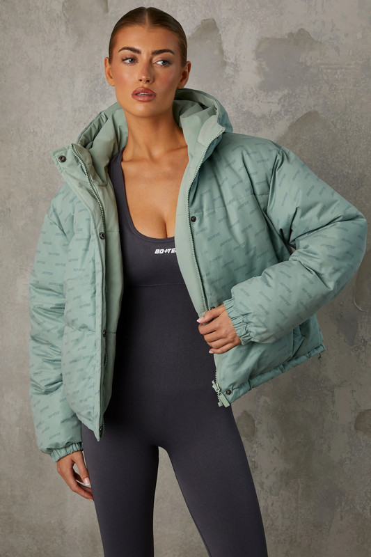 Reversible Hooded Puffer Jacket in Iceberg Green - UK Size:L